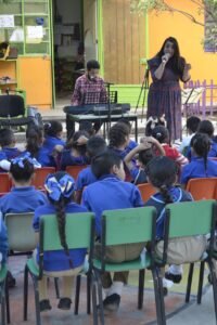 60933601_348424452479836_2445553154276720640_n